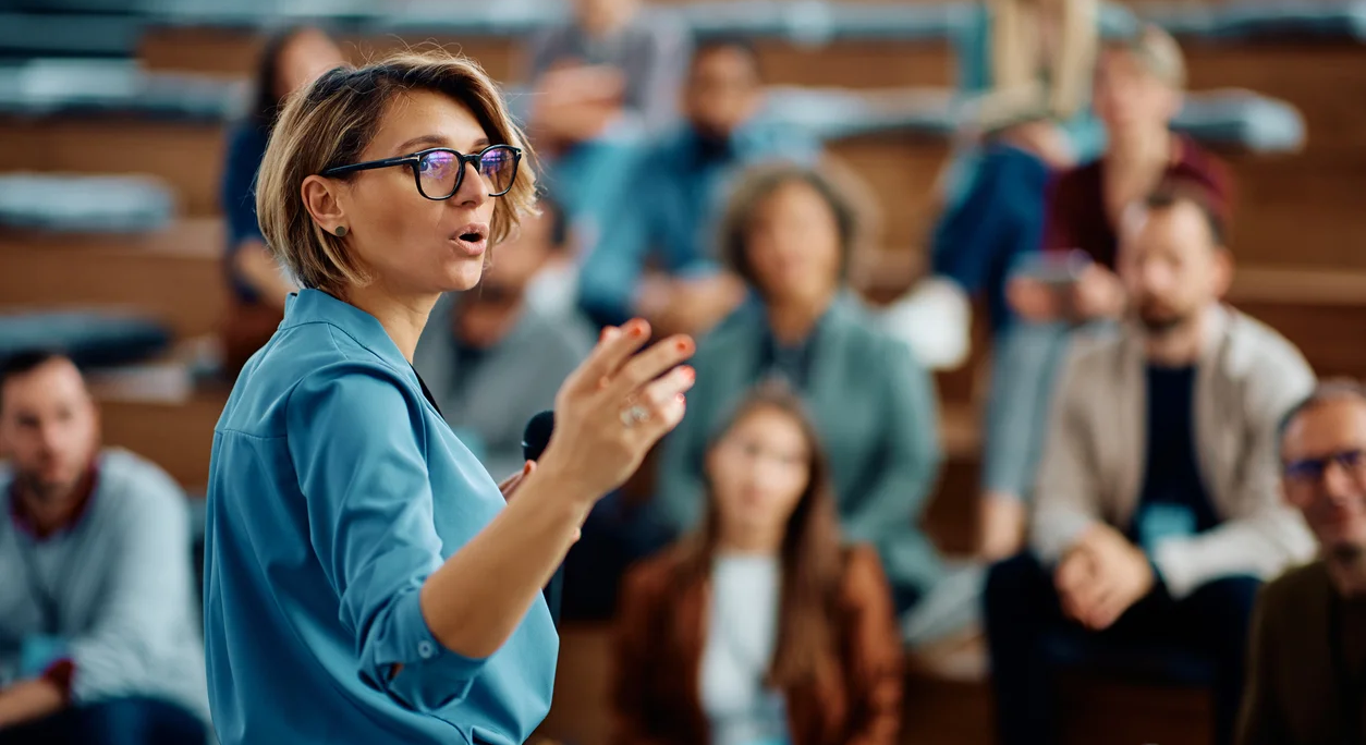 Why Thought Leadership Beats Paid Ads in B2B Marketing – The European Business Review