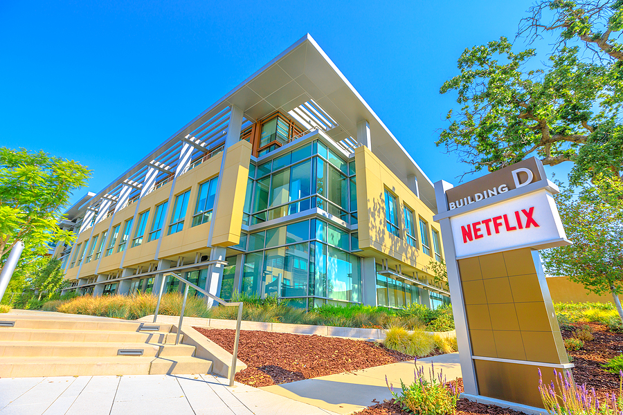 Netflix Q4: Paid Memberships Top 325M as Ads and Pricing Set the 2026 Operating Model – Subscription Insider