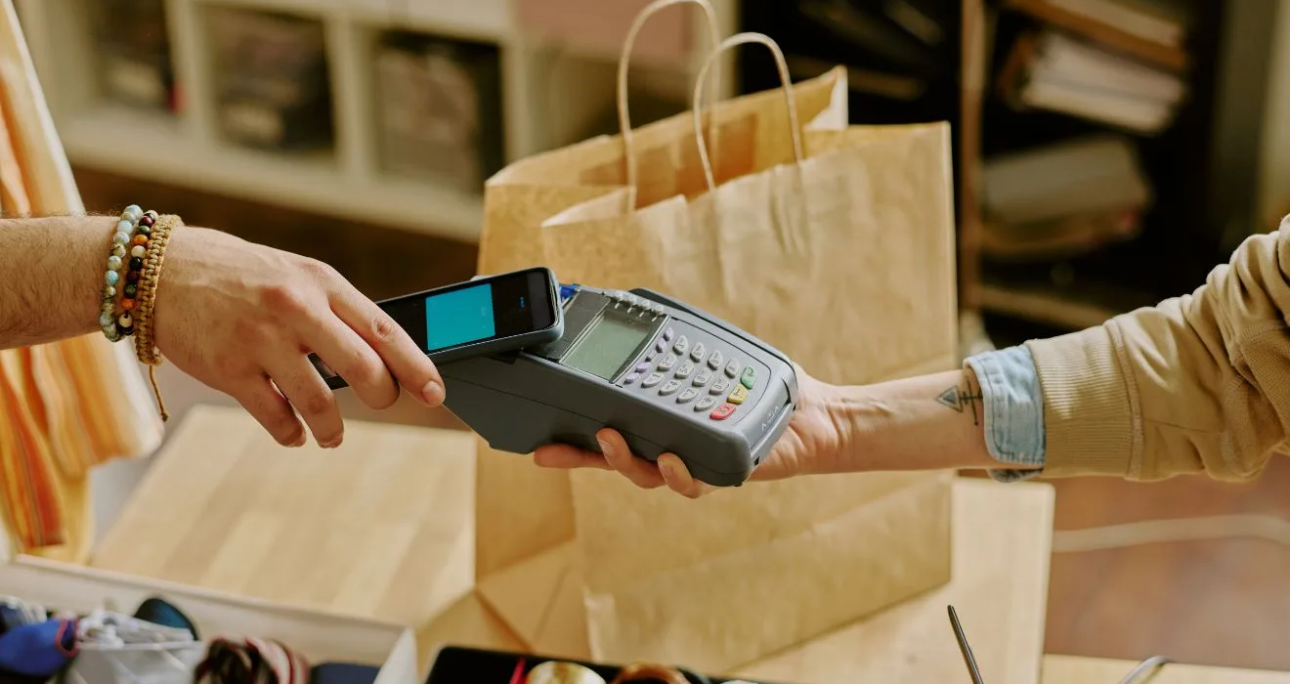 CRMBonus adquire Oto CRM e amplia presença no varejo físico – Startups