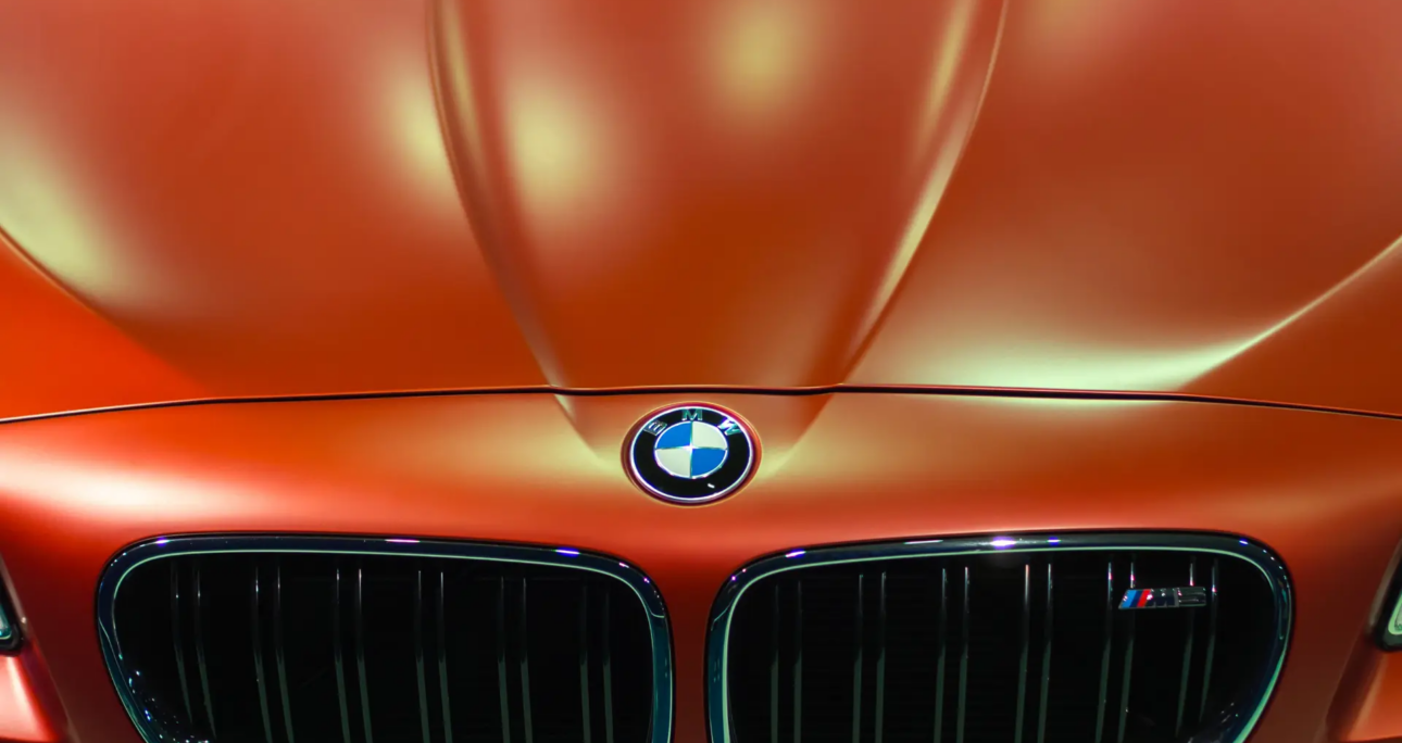BMW Marketing Strategy (Updated 2026): Digital, Global & EV Leadership – Brand Vision