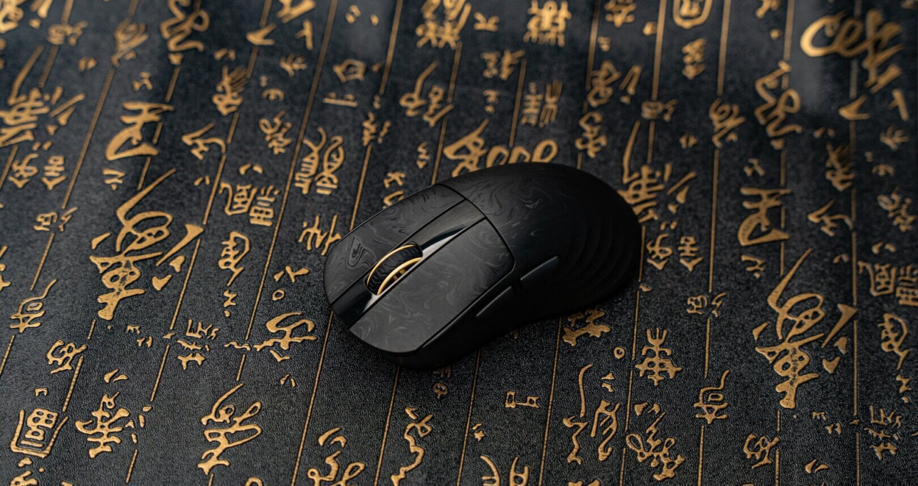 Epomaker Reveals Carbonis Gaming Mouse With PAW 3950 Sensor, LCD, and Online Driver – TechPowerUp