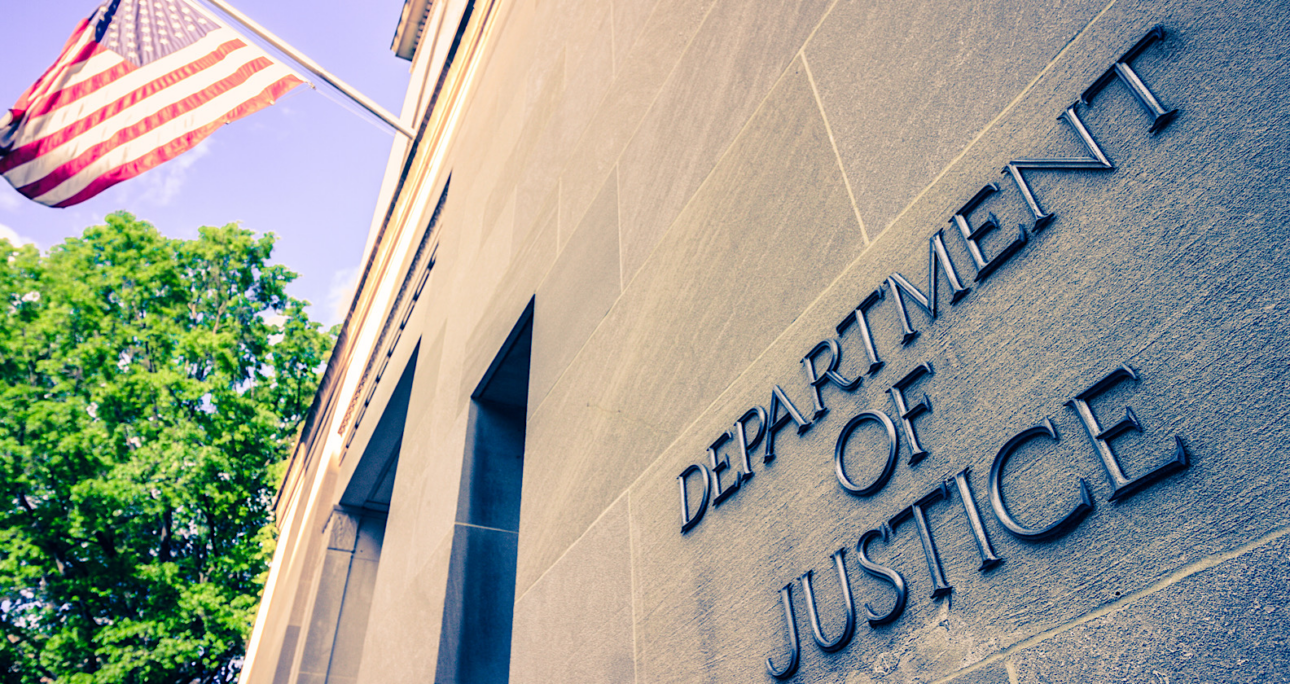 Google Allegedly Adjusts Ad Auctions To Meet Revenue Goals – Search Engine Journal