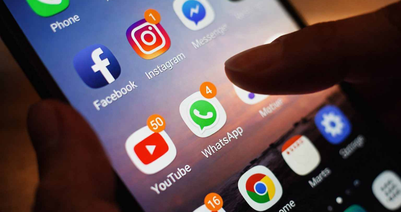 U.S. senators roll out ‘SCAM Act’ to curb scam ads on Facebook and other social platforms – Bez Kabli