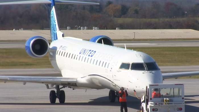 Flight cancellations rise at ROA, airport’s care cupboard aids federal workers – WSLS