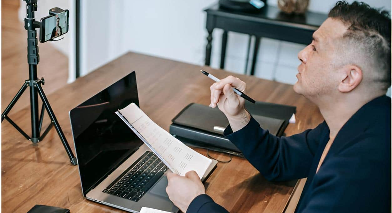 Simplified.org Expands Career Education Programs Into Digital Marketing and Remote Sales – CEOWORLD magazine