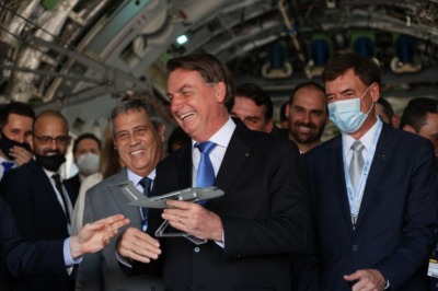 Bolsonaro opens Brazil pavilion at Dubai Airshow – Agência de Notícias Brasil-Árabe – ANBA
