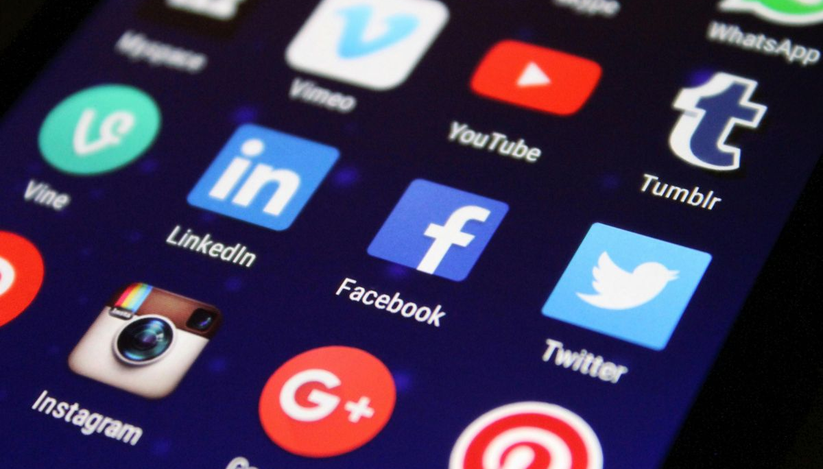 Entenda novas regras para big techs e remoção de conteúdo – CNN Brasil