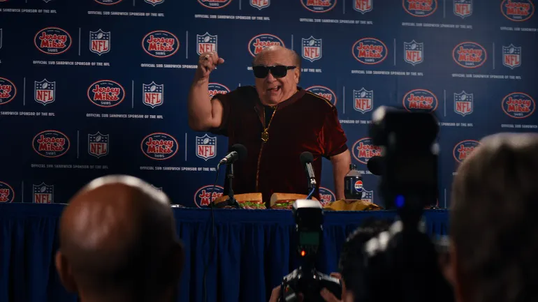 Jersey Mike’s kicks off NFL campaign as digital marketing spend surges – Marketing Dive