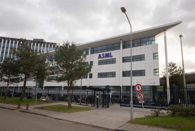 ASML eleva projeções pela 3ª vez no ano com ‘boom’ de IA e negocia pedidos até 2030 – Valor Econômico